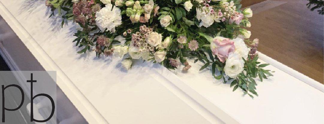 Bestil blomster til begravelse online hos ParadisBlomster