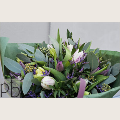 Florist til begravelse i Frederiksberg med smukke blomsterhilsner