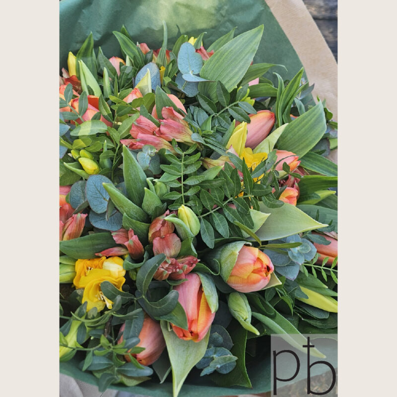 Kondolencebuketter i Rødovre fra Paradis Blomster – smuk og værdig blomsterhilsen