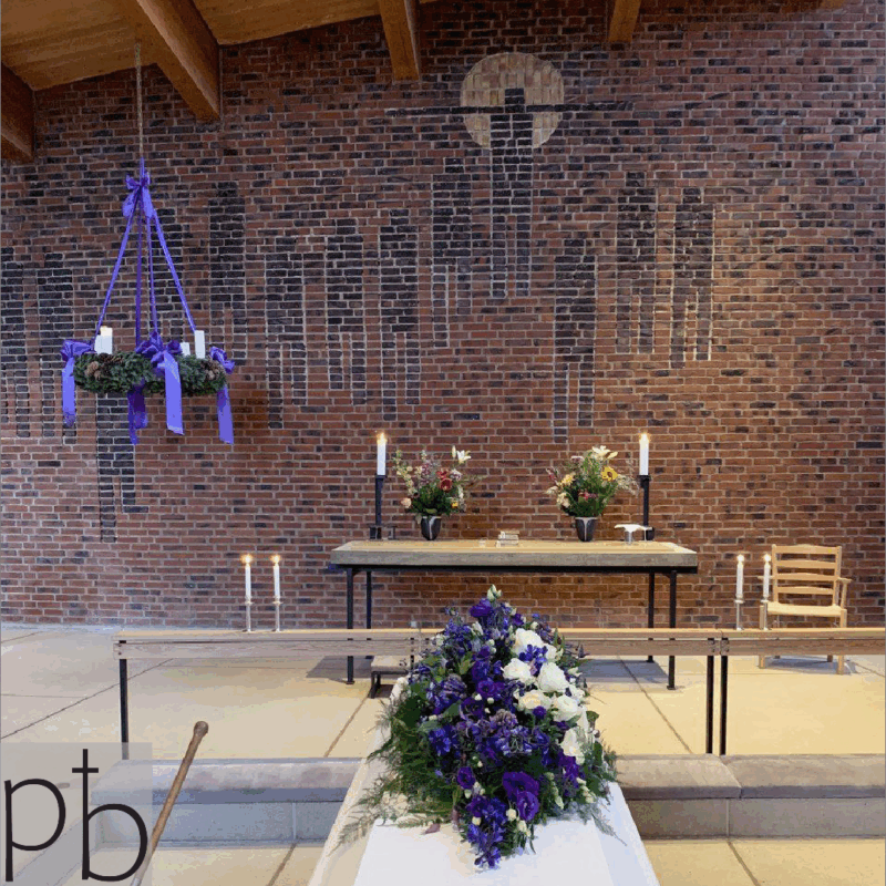 Levering af begravelsesblomster i Rødovre – værdige og rolige afskedsblomster fra Paradis Blomster