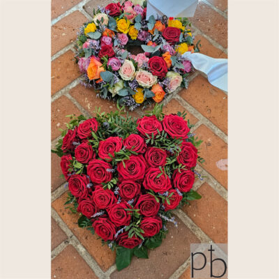 Begravelsesblomsterhandler København V – værdigt sorgbinderi fra Paradis Blomster med tryg levering til ceremonien.